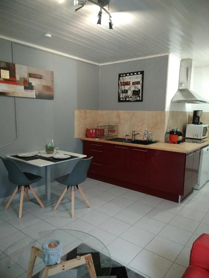 Appartements Et Valreas Exterior photo