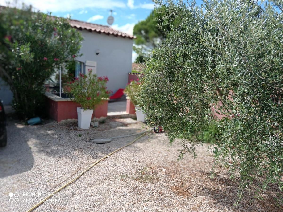 Appartements Et Valreas Exterior photo