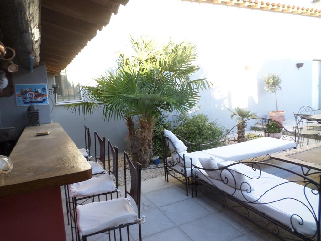 Appartements Et Valreas Exterior photo